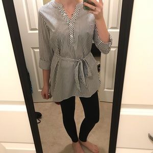 NWT cute button shirt
